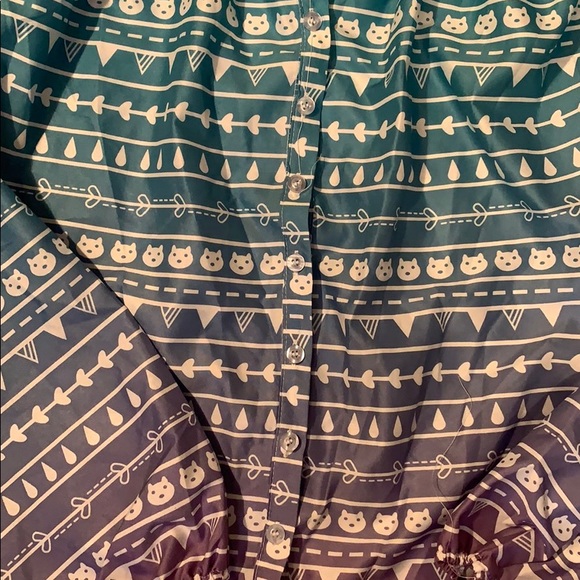 ⭐️ Order Plus Hearts and Animal print Top - Picture 2 of 6